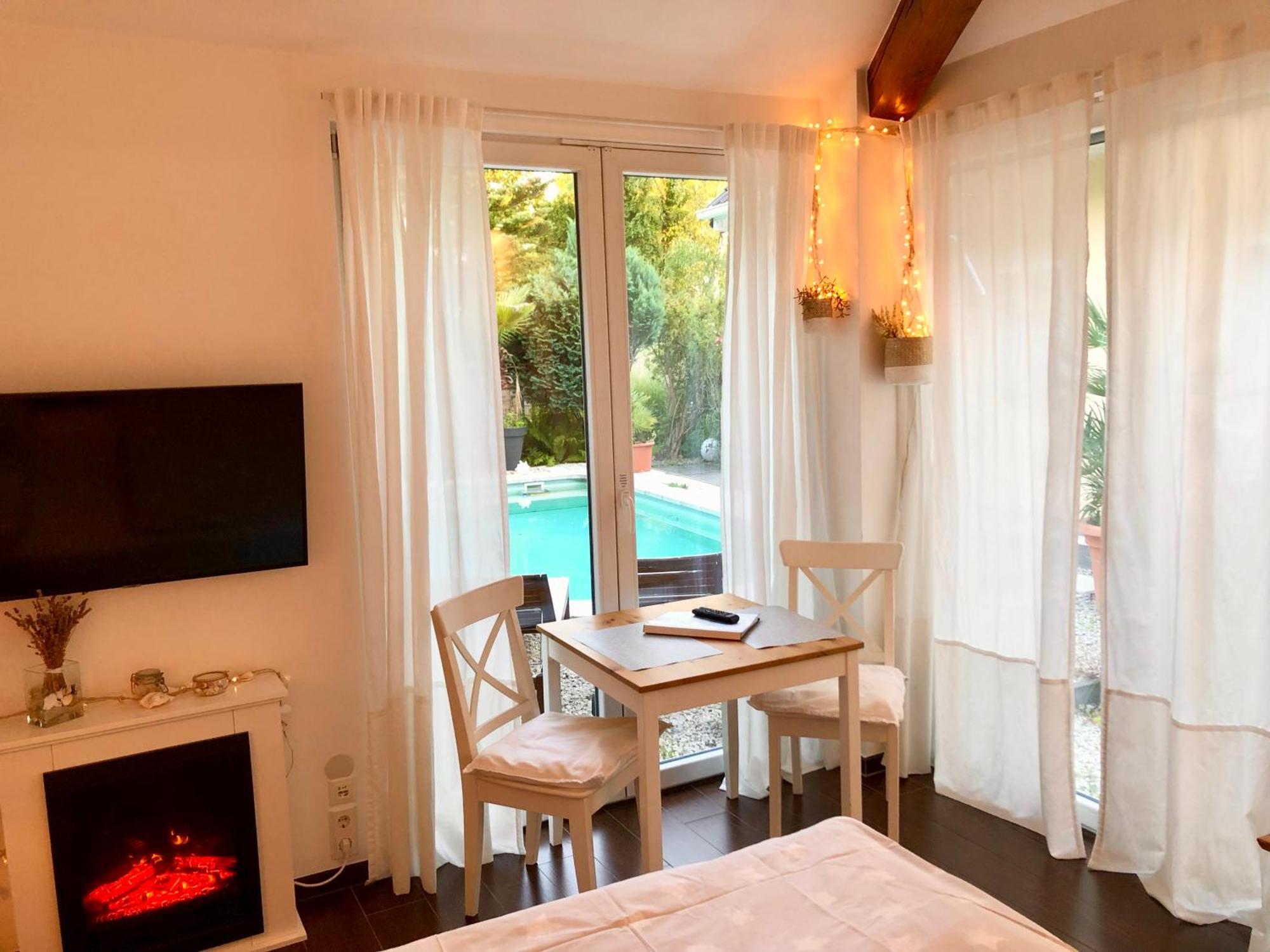 Apartment Tinyhouse Mit Pool, Outdoor Whirlpool Und Garten Petershagen-Eggersdorf Exterior photo